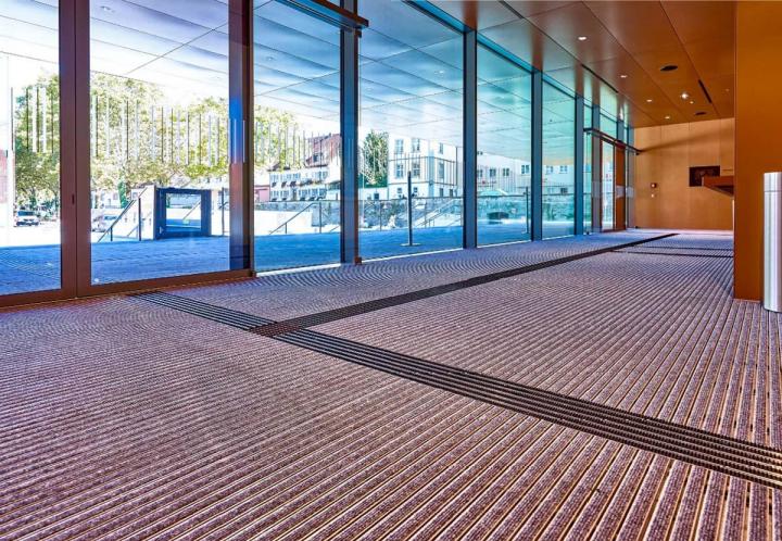 Installation de tapis de sol Paris