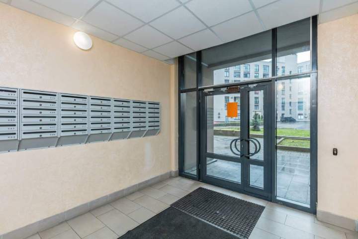 pose porte hall paris